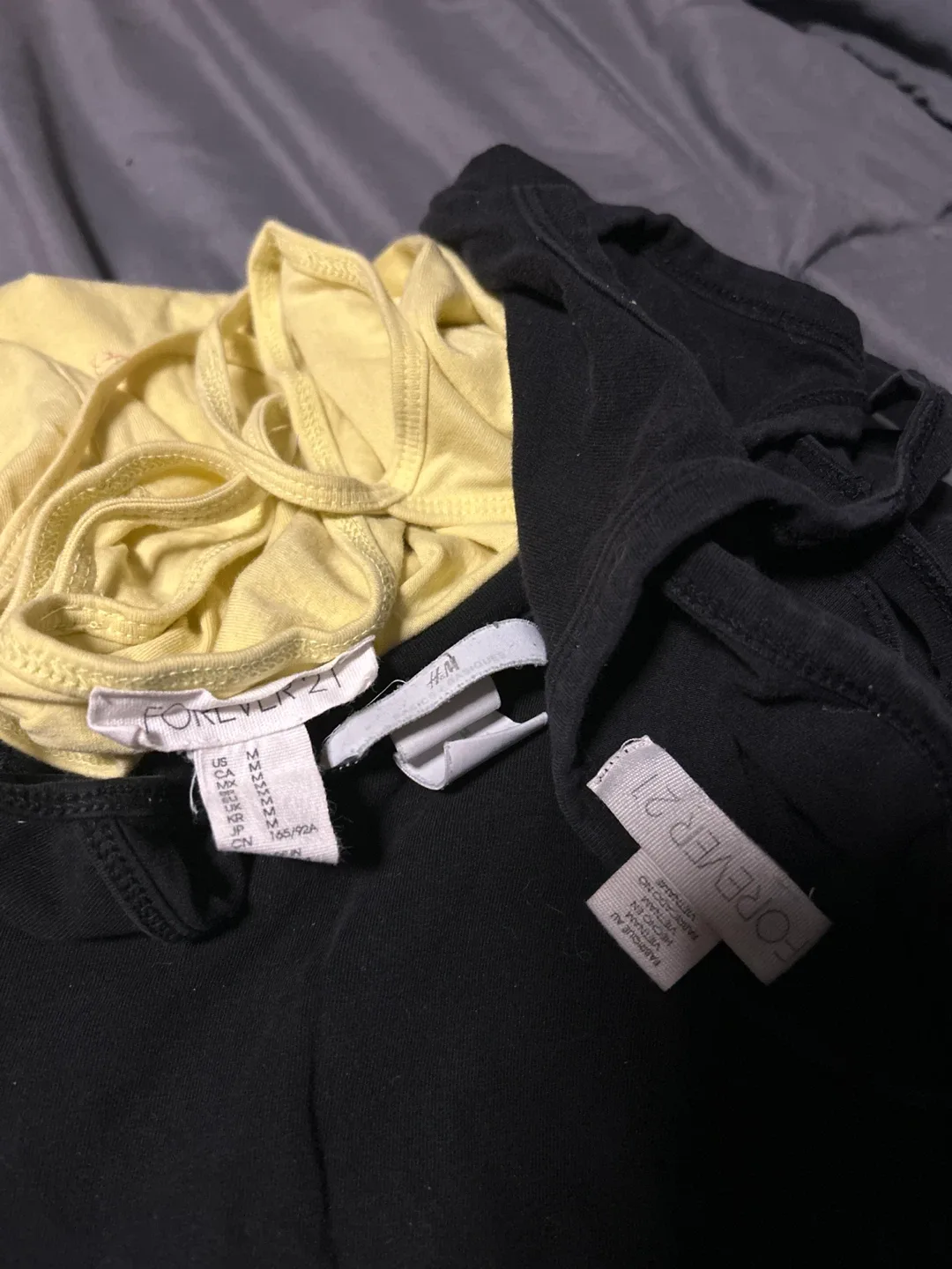 Forever 21 & H&M Tank Tops (Size M) image indicator(2)