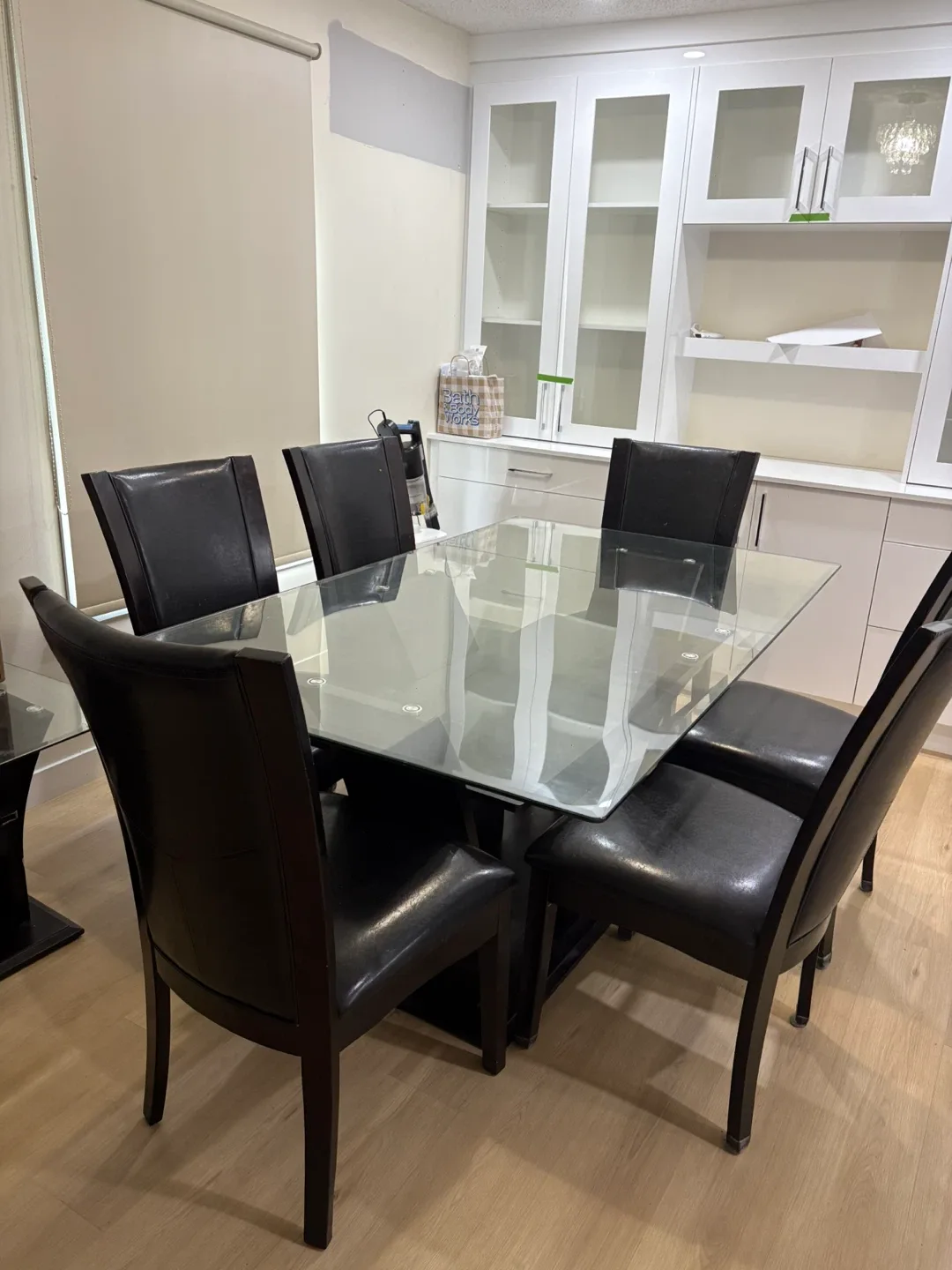 Glass Top Dining Table with 6 Chairs image indicator(4)