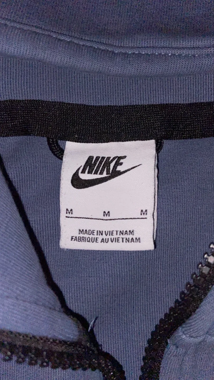 ‼️BEST OFFER‼️Nike Tech Size M image indicator(2)