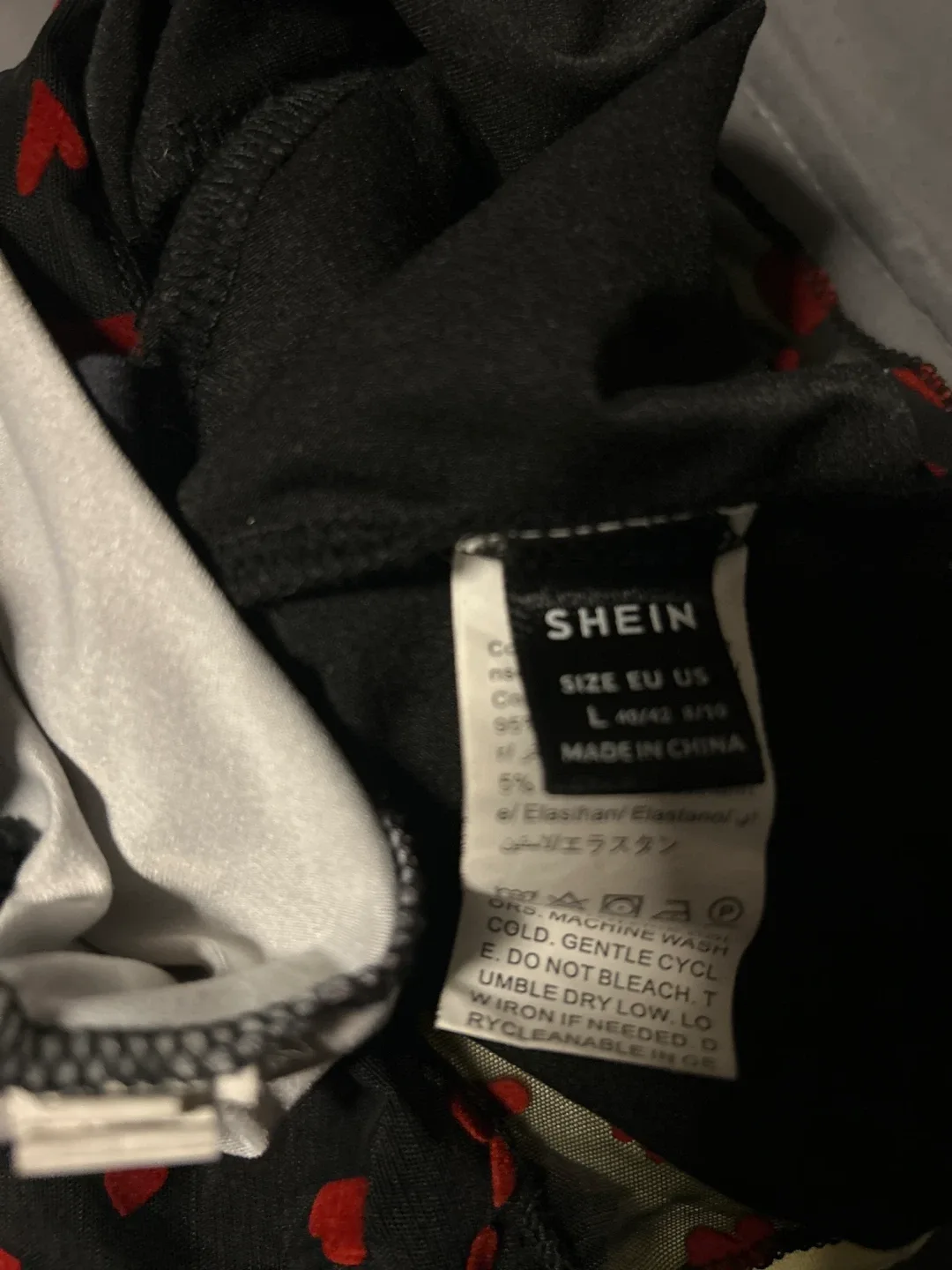 Shein Women's Size L tops image indicator(3)