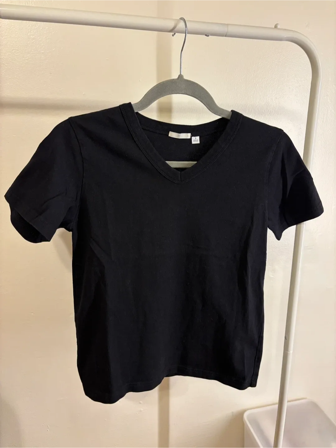 GU Black V-Neck T-Shirt