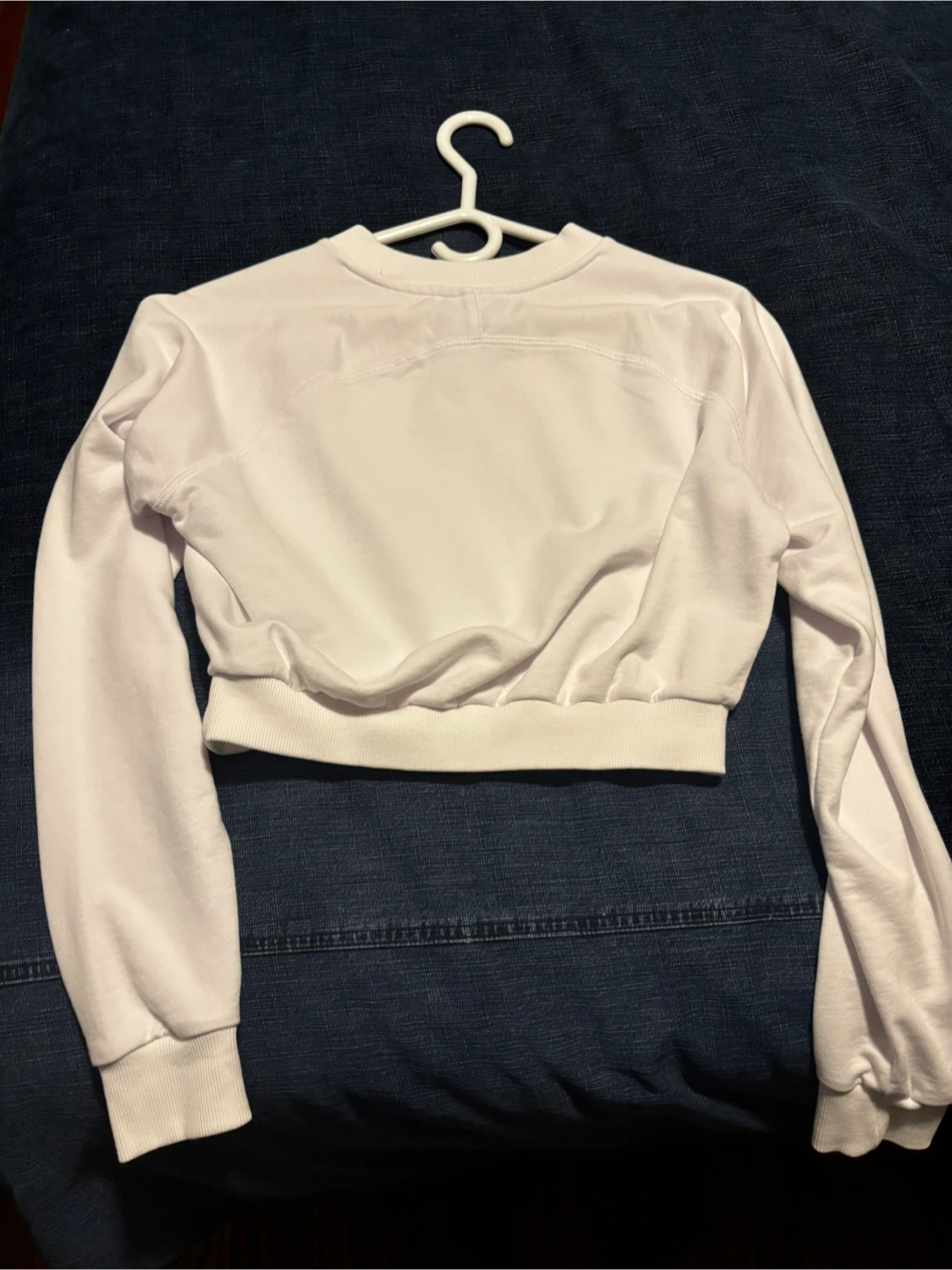 Gymshark White Pullover Cropped- Size S - photo 2