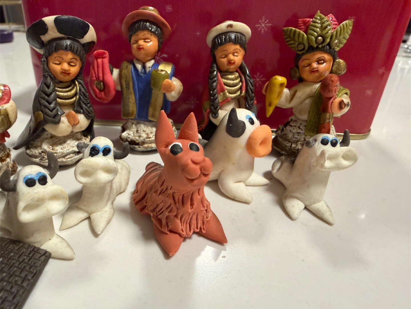 Vintage Nativity Set Figurines - photo 2