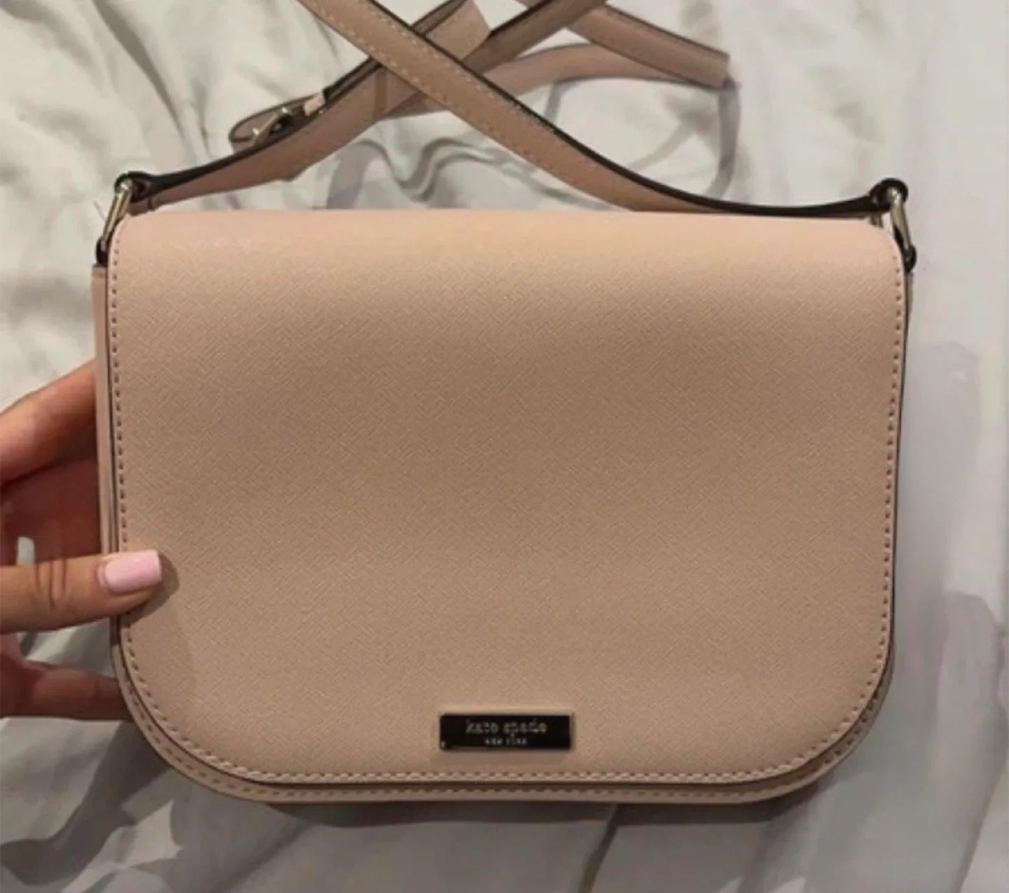 Kate Spade Pale Pink Crossbody Bag - Like New! image indicator(2)