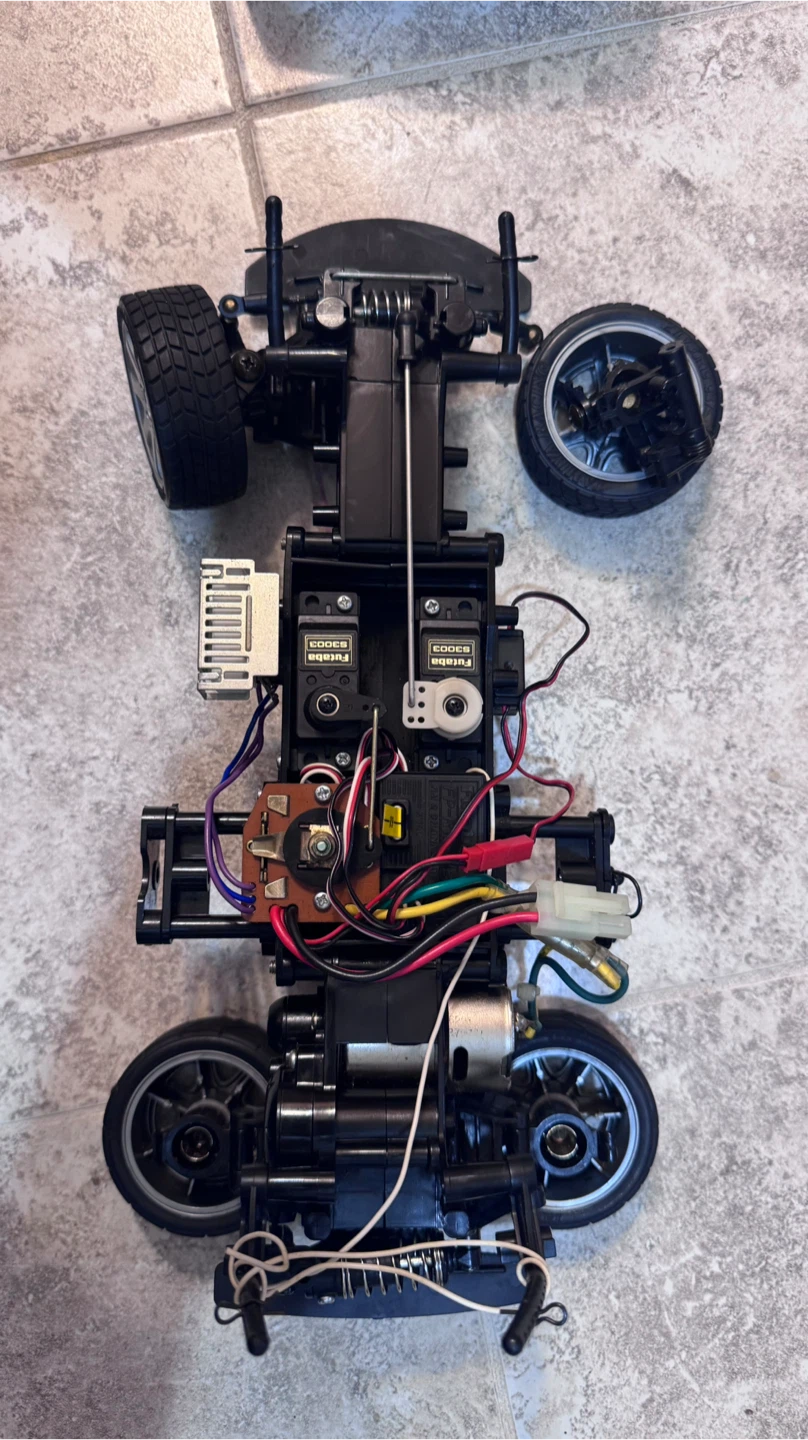 Tamiya Mercedes-Benz SLK Radio Control Racing Car - photo 3