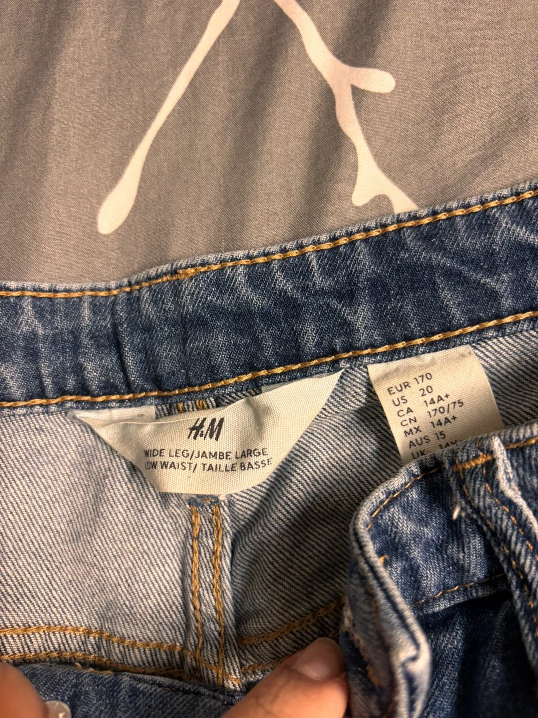 H&M Wide Leg Jeans, Size 14 to 16 kids image indicator(2)