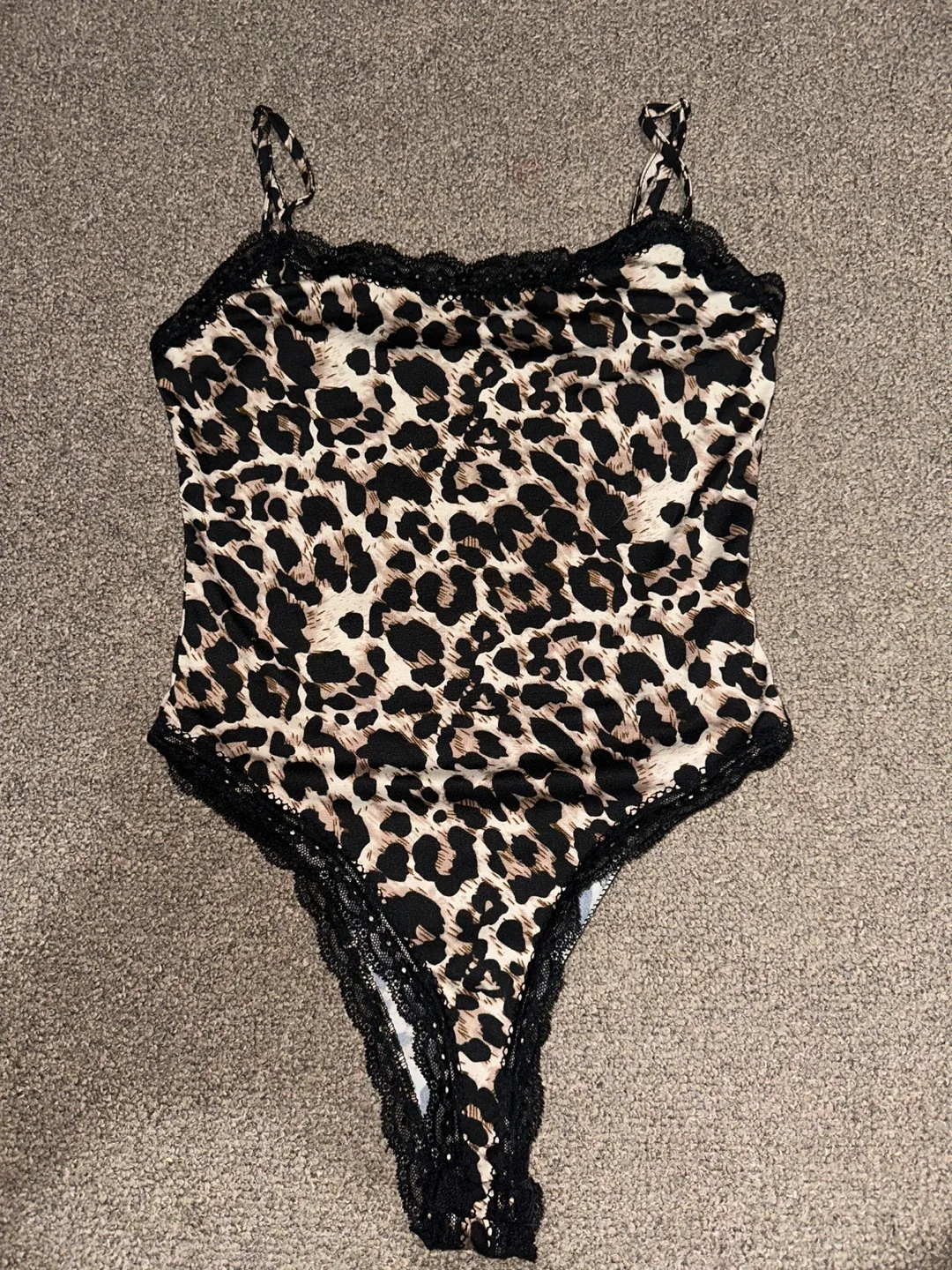 CLOSET CLEANOUT image indicator(9)