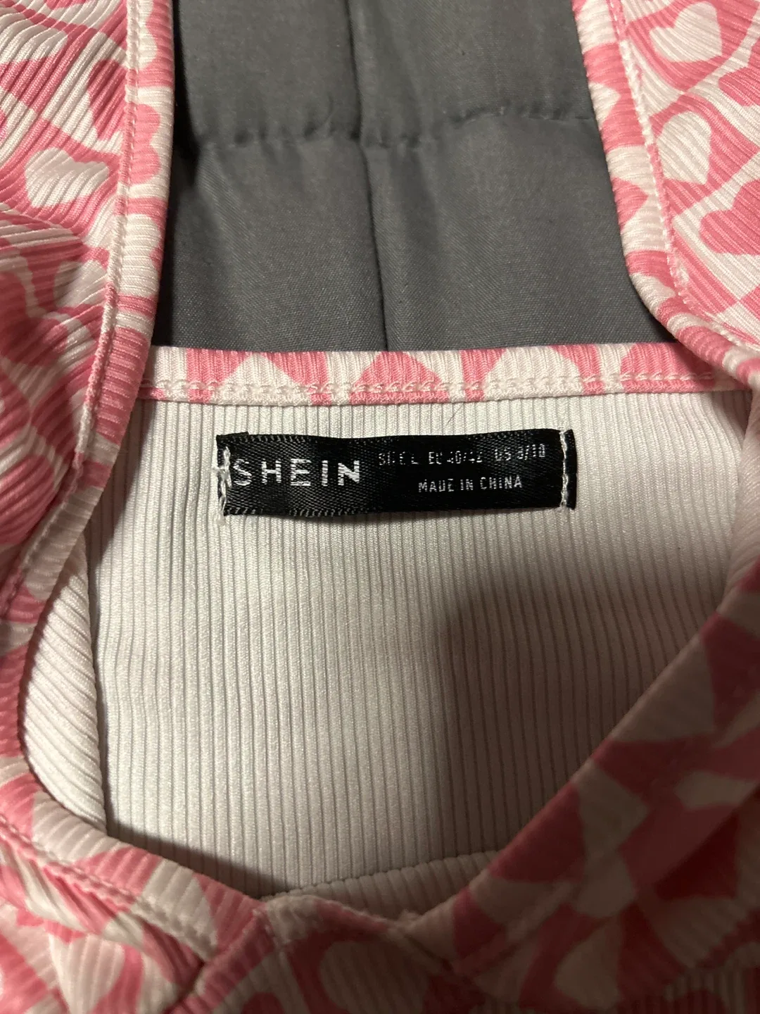 Shein Halter Tops - Size L 🥕 image indicator(4)