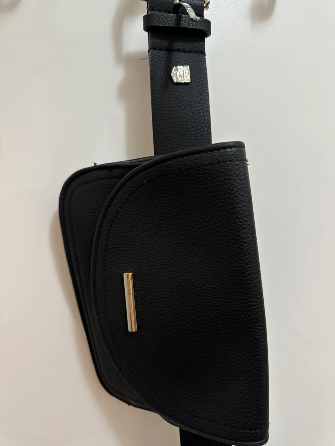 Vince Camuto Leather Belt Bag - photo 2