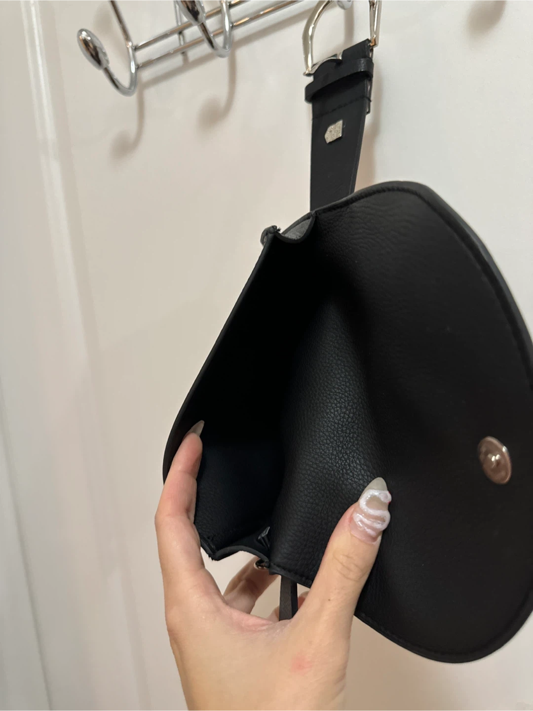 Vince Camuto Leather Belt Bag - photo 3