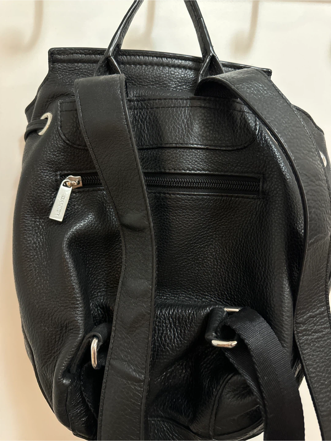 Danier Black Genuine Leather Backpack - photo 3