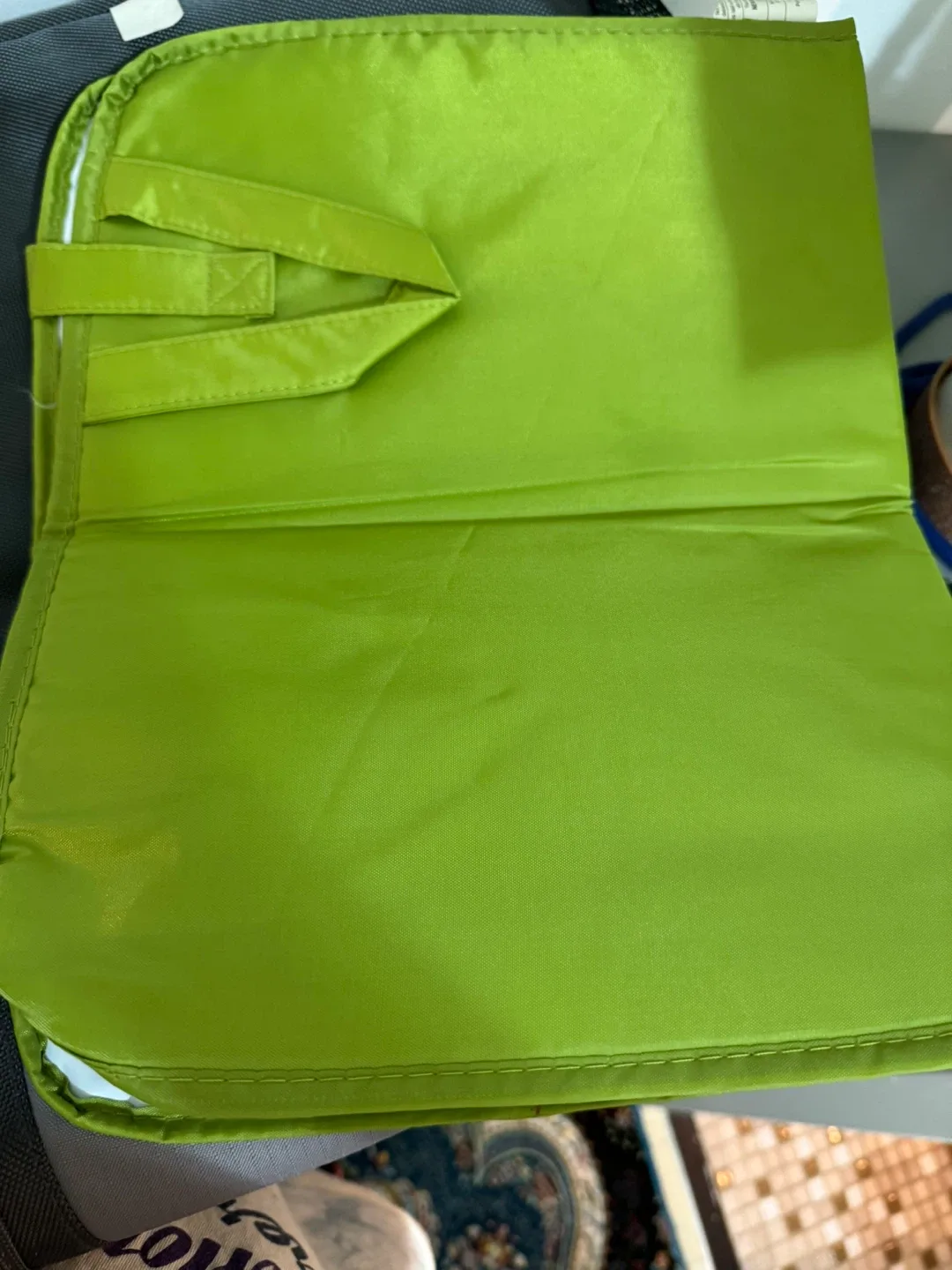 Columbia Grey & Green Messenger Bag image indicator(5)