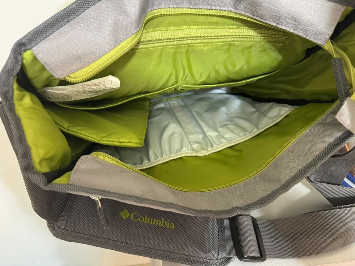 Columbia Grey & Green Messenger Bag image indicator(2)
