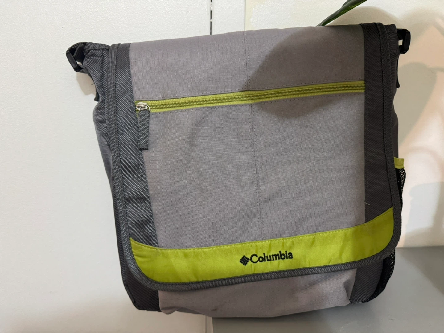 Columbia Grey & Green Messenger Bag