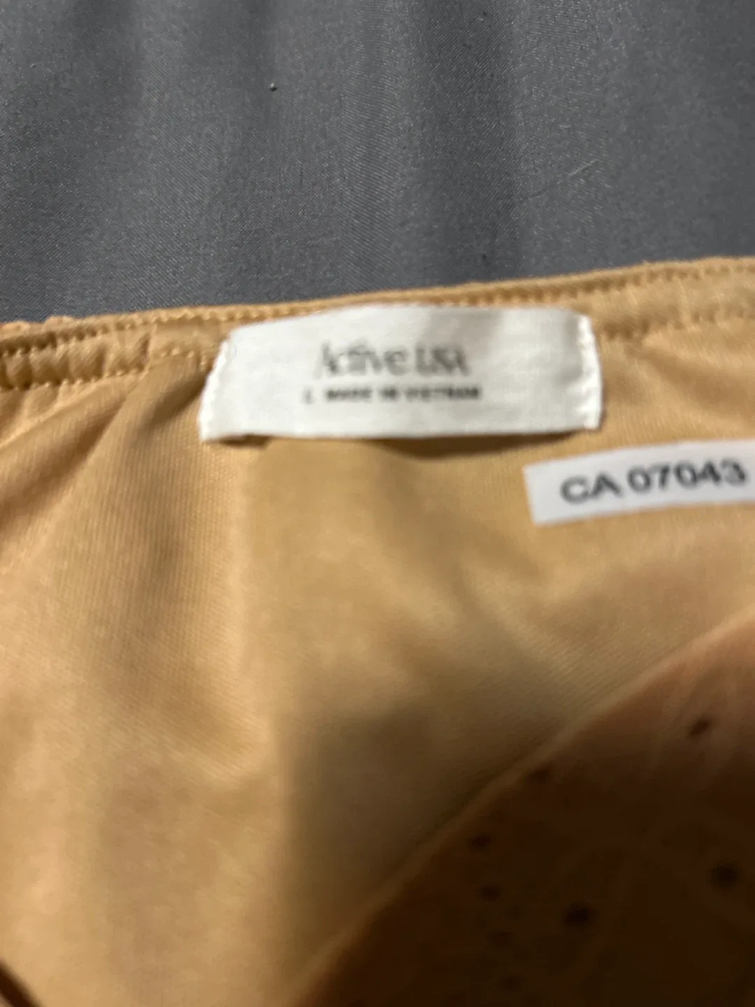 Zara Beige Cardigan - Size L 🥕 image indicator(4)