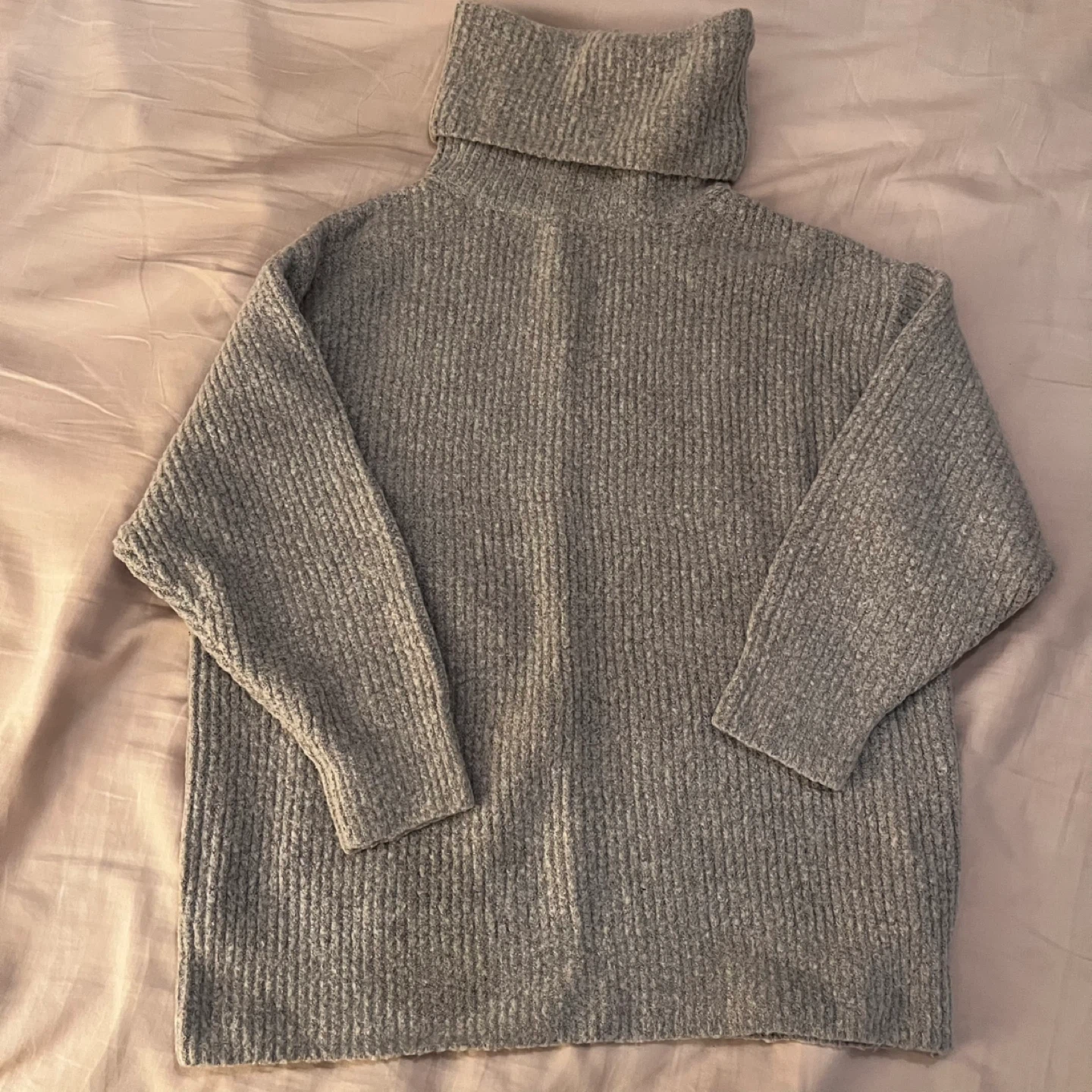 Grey oversized sweater