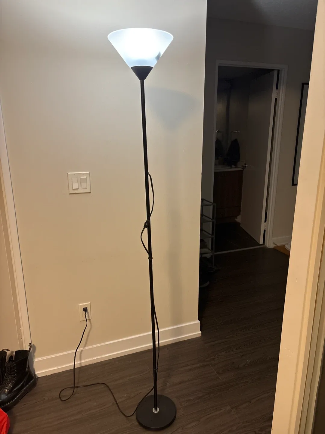 Standing Floor Lamp - Black