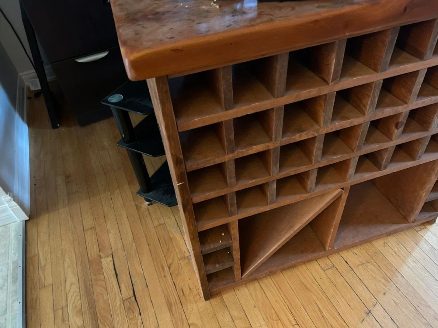 Wooden Wine Rack image indicator(2)