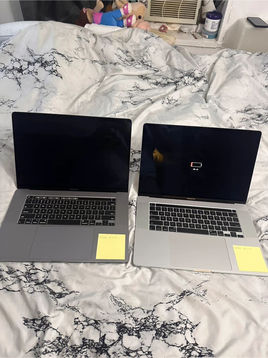 MacBook LOT - photo 4