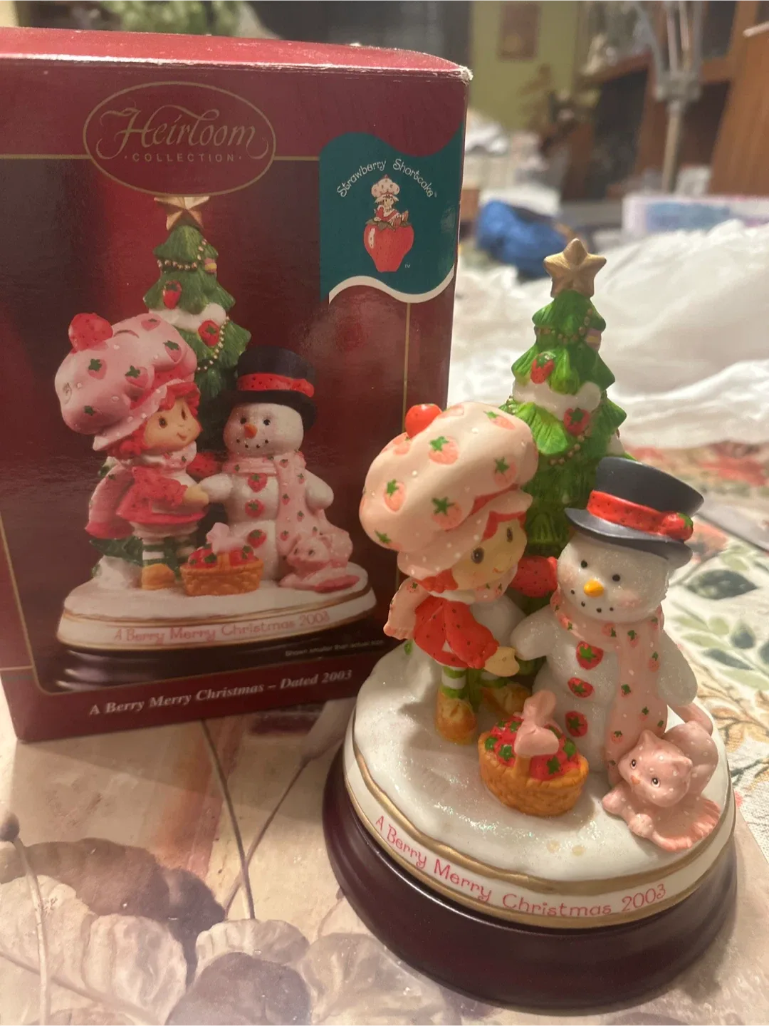 Strawberry Shortcake Heirloom Christmas Figurine thumbnail