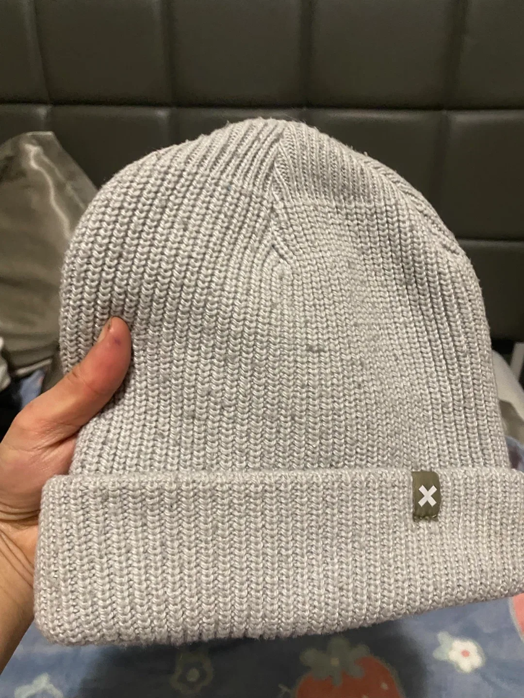 Beanie - Gray image indicator(2)
