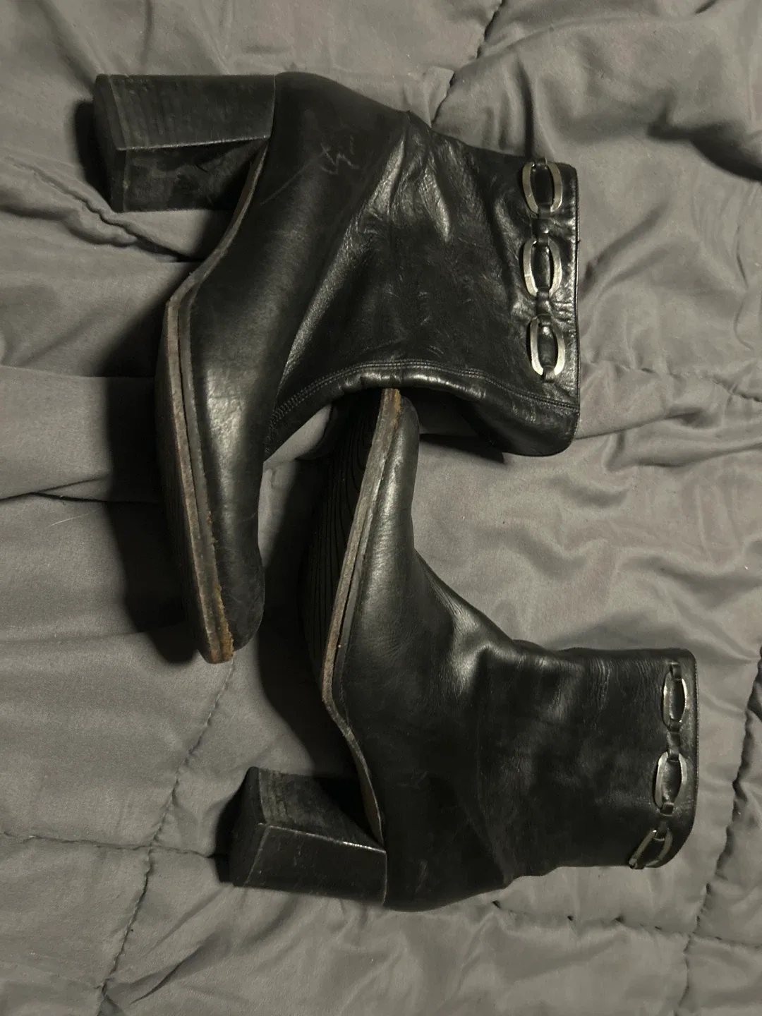 Bocci Black Leather Heeled Boots - Size 7 image indicator(4)