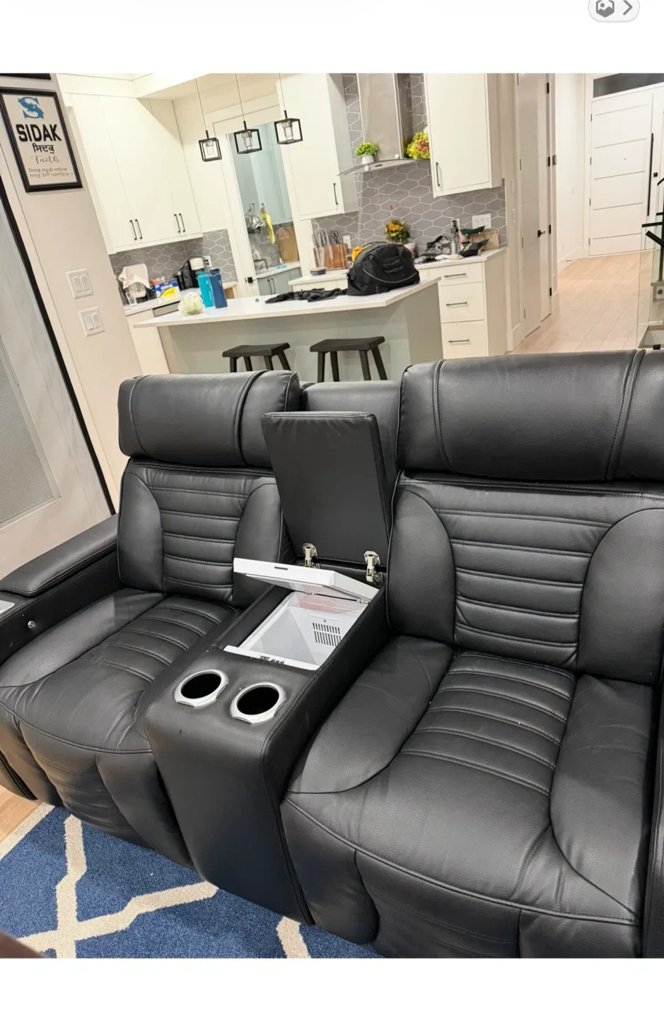 Love seat sofa image indicator(4)