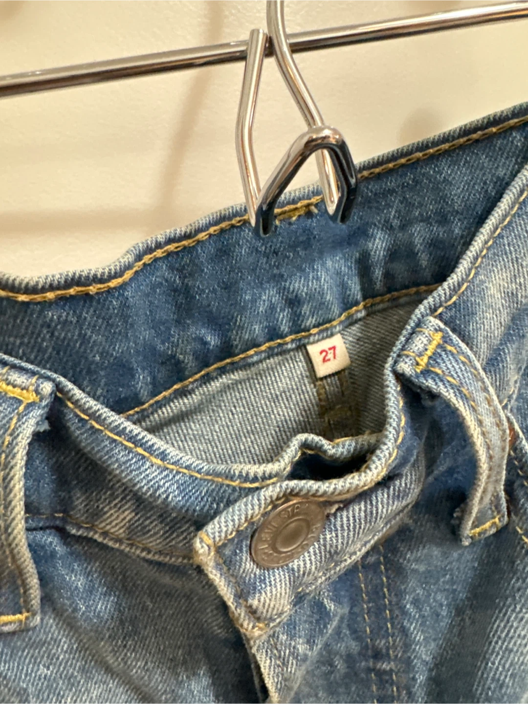 Levi's Jeans - Size 27 - photo 3