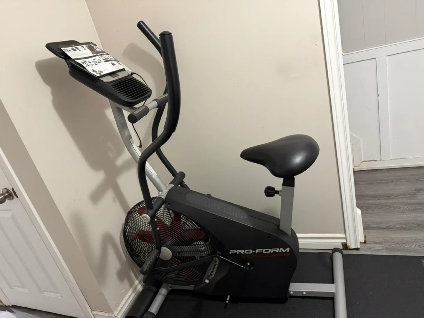 Pro-Form Air Elliptical Exercise Bike image indicator(2)