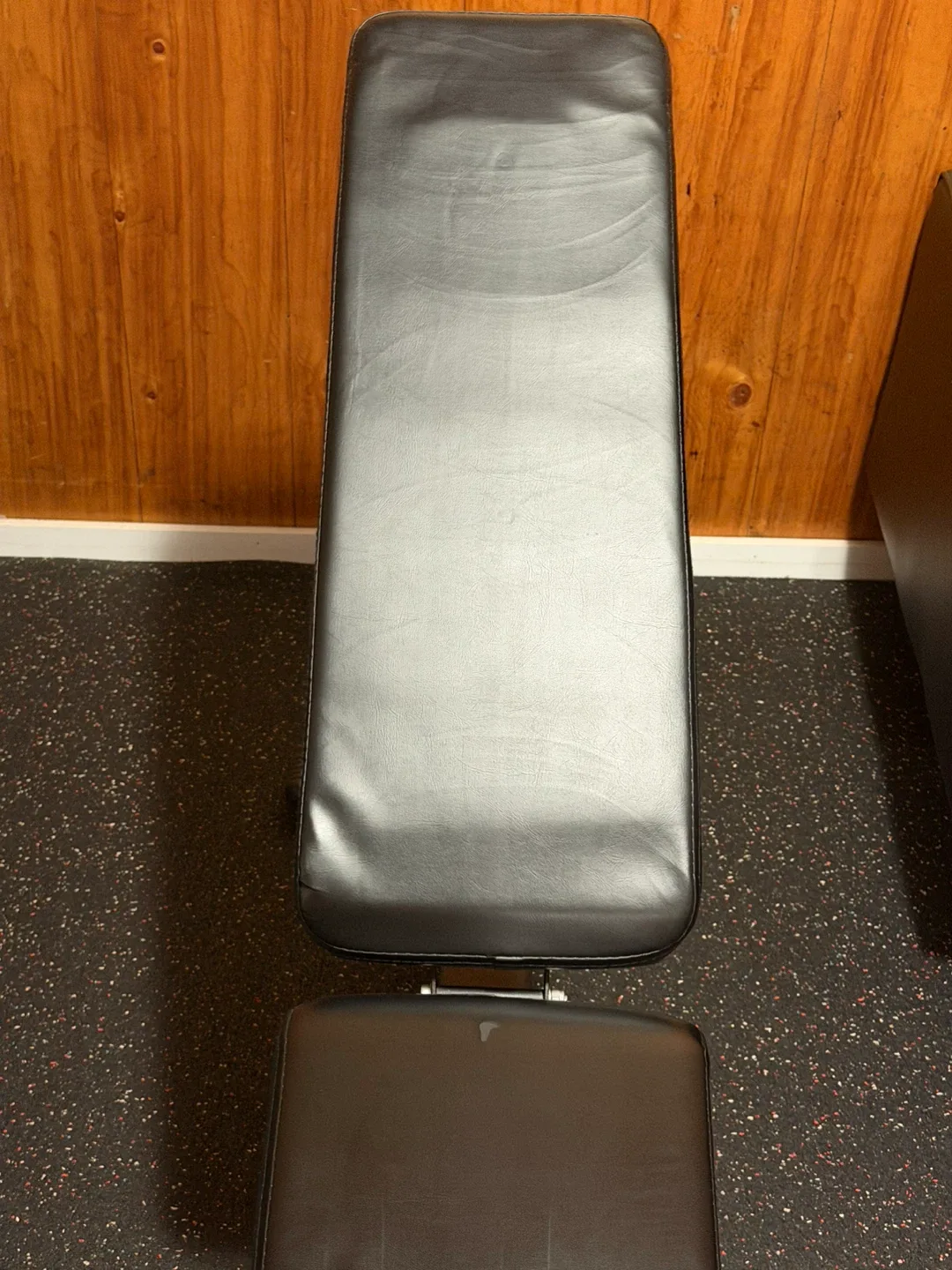 Adjustable Weight Bench - Black image indicator(4)