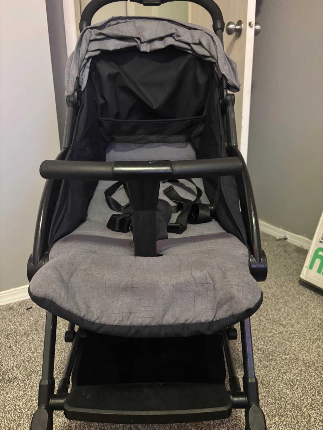 Lightweight Grey & Black Stroller - photo 3