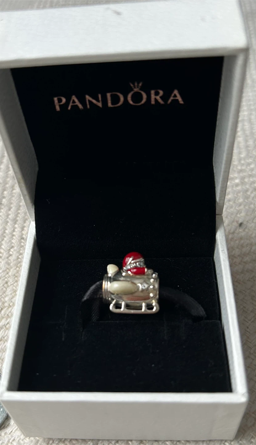 Pandora Santa in Sleigh Charm - photo 2