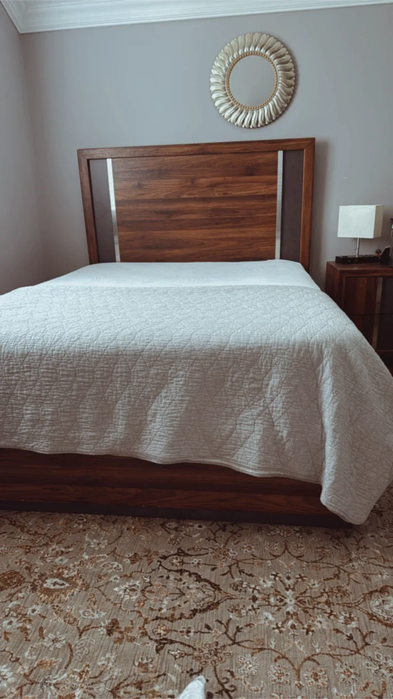 Wood Bedroom Set - Bed Frame & Dresser image indicator(3)