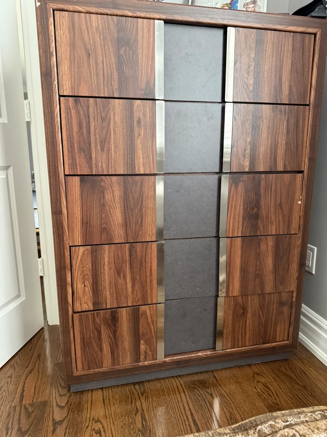 Wood Bedroom Set - Bed Frame & Dresser image indicator(4)