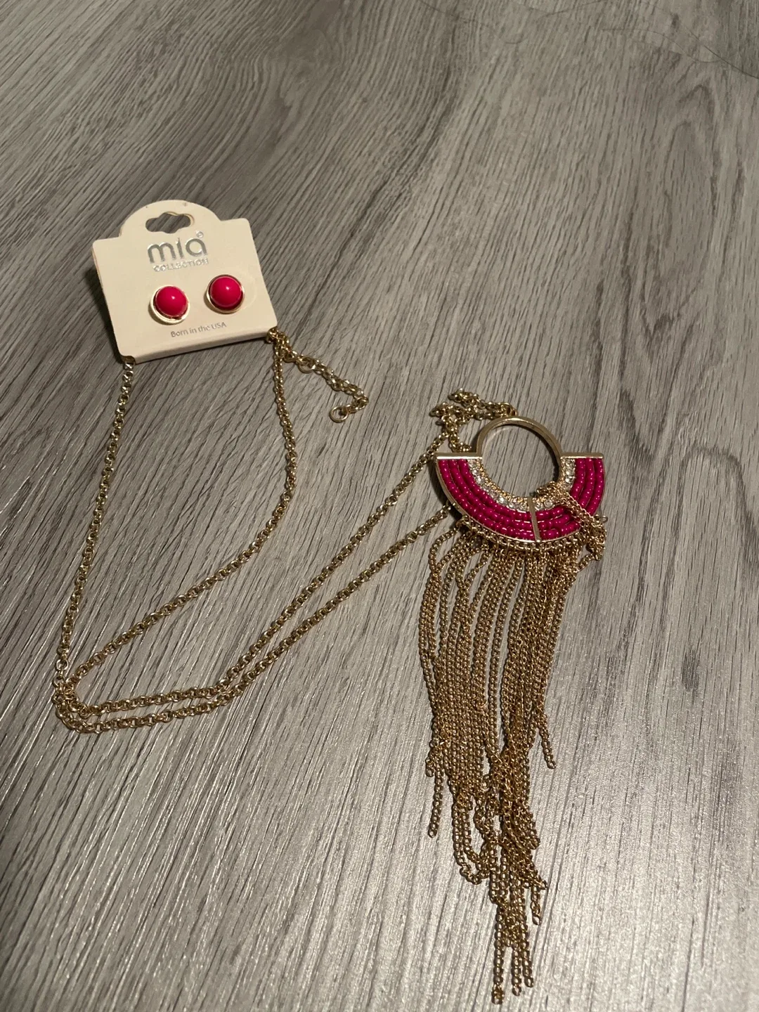 Necklace & Earrings Set - Gold and Magenta