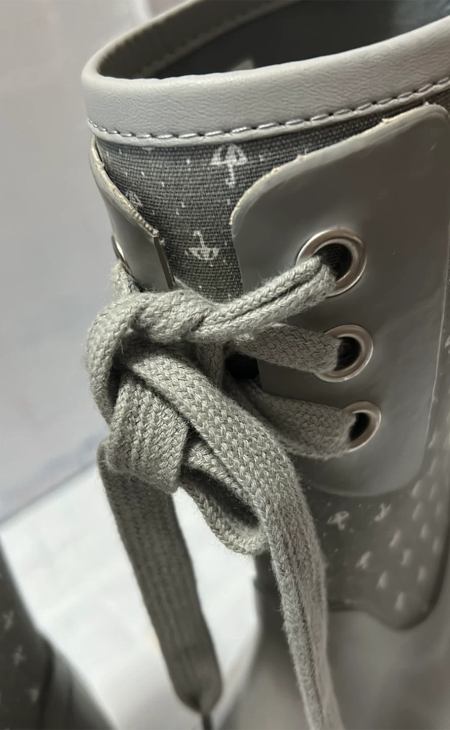 Keds Waterproof Rubber Boots - Size 6 - photo 3