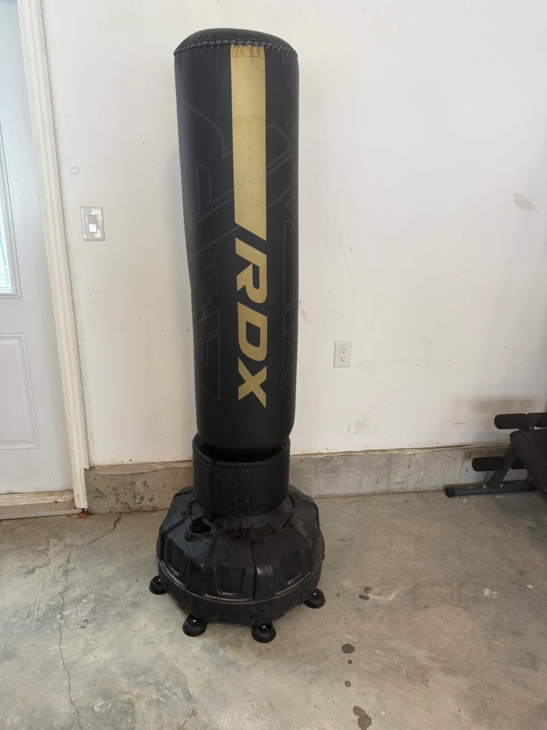 RDX Freestanding Punching Bag image indicator(2)
