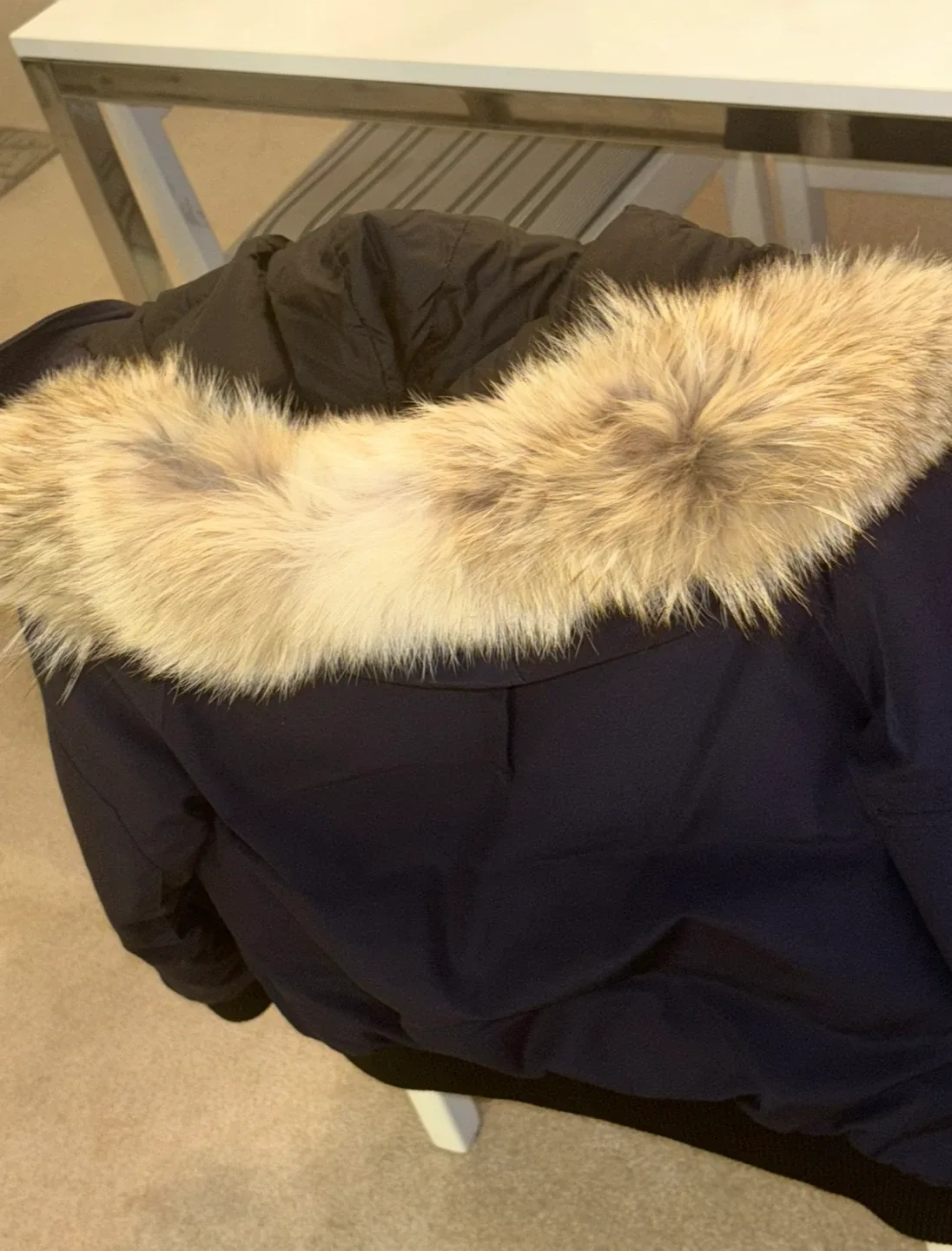 Women’s Canada Goose Bomber image indicator(2)