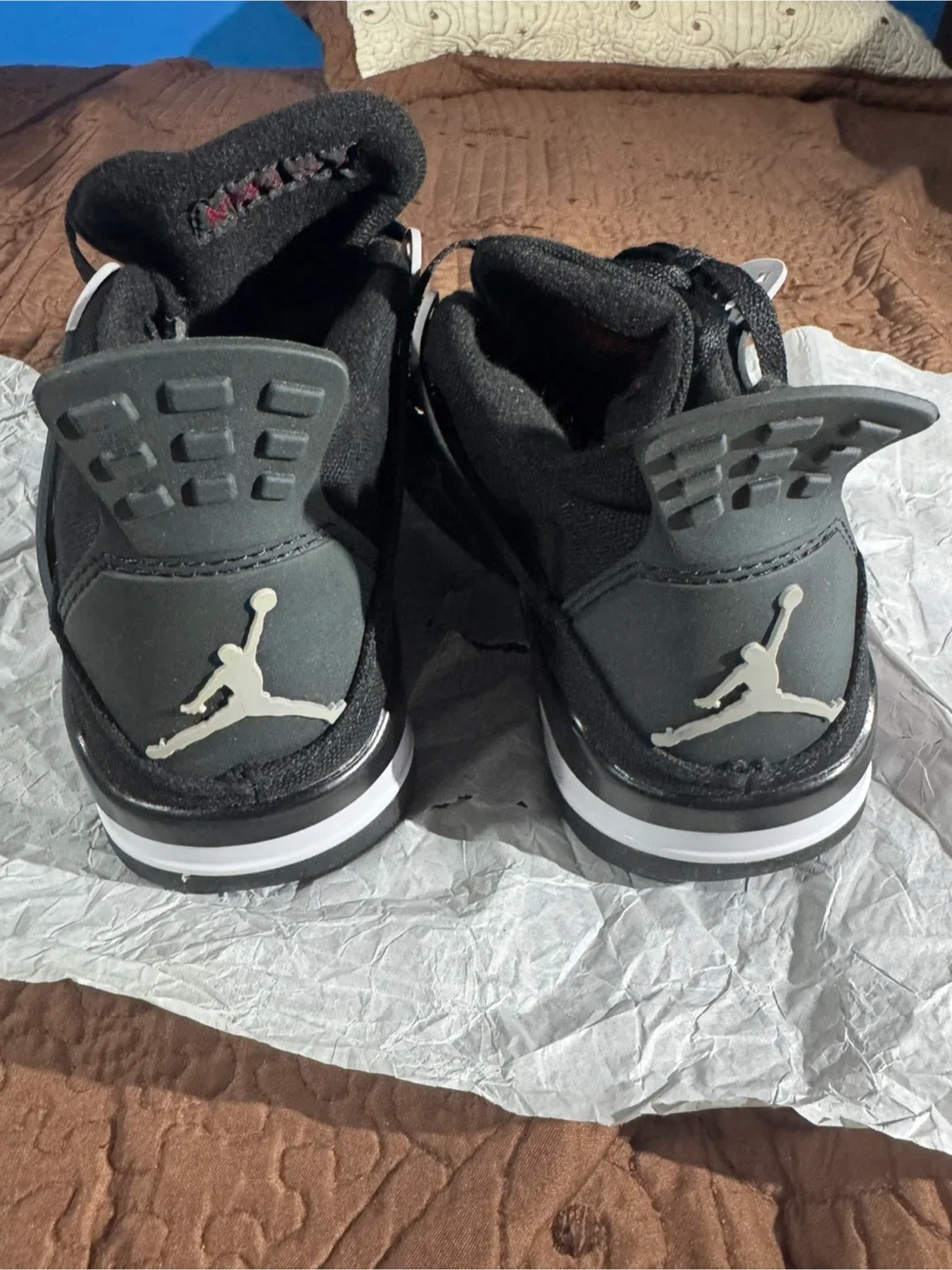Air Jordan 4 Retro Black Canvas image indicator(3)