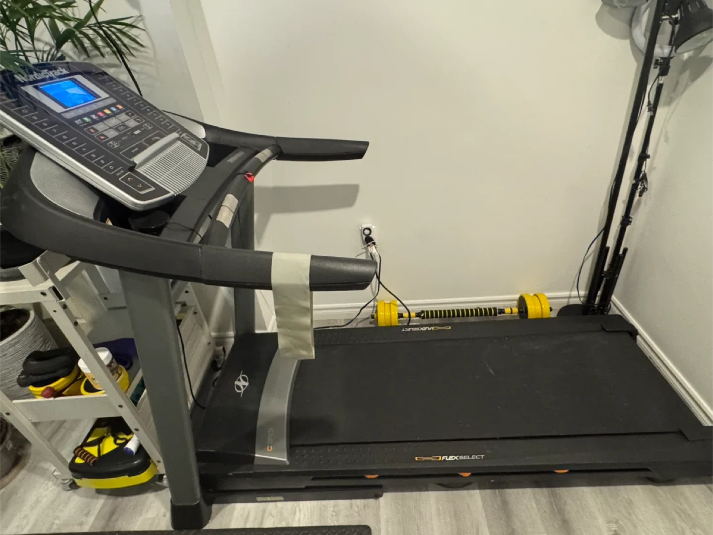 NordicTrack C910i Treadmill image indicator(2)