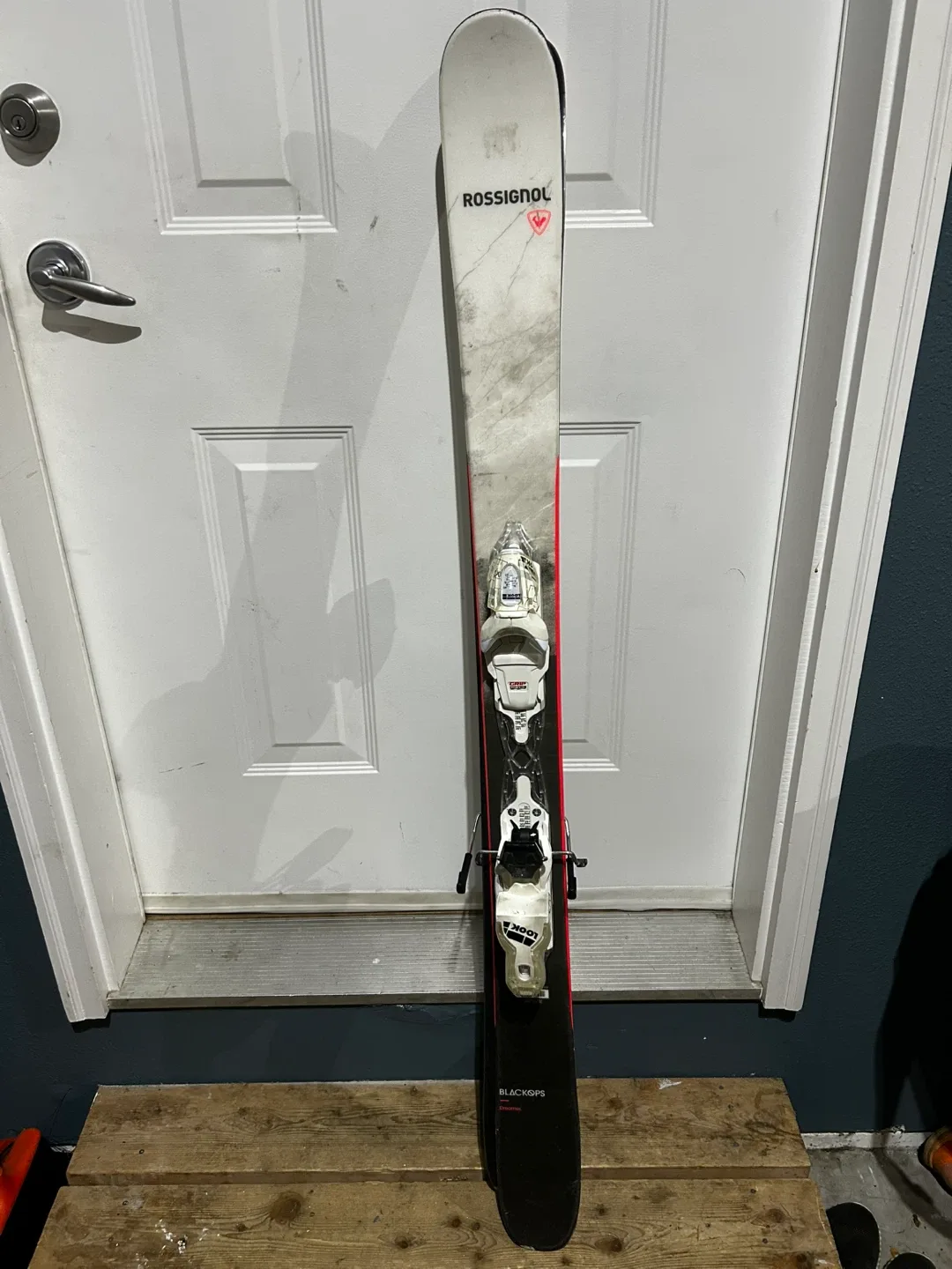 Rossignol Blackops Skis for teen image indicator(2)