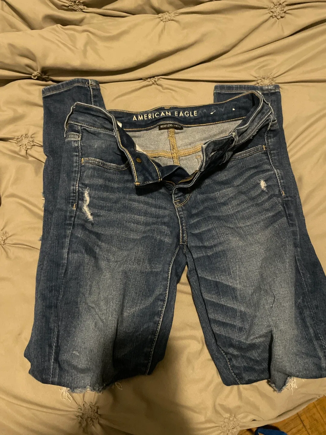 American Eagle Distressed Jeans