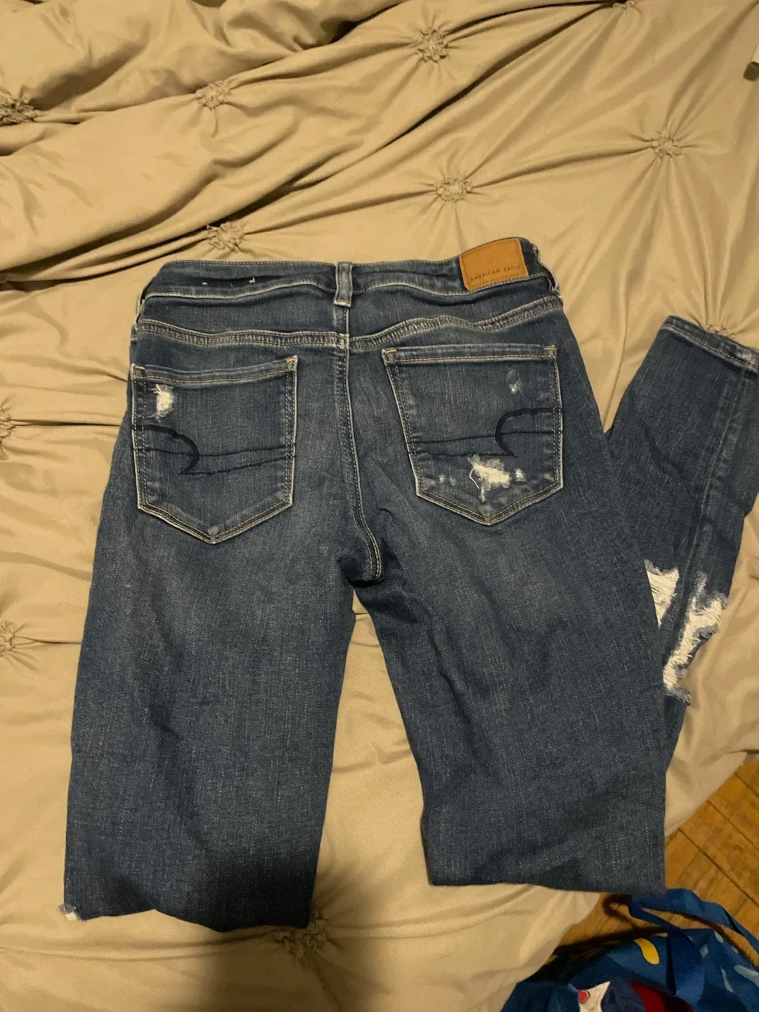 American Eagle Distressed Jeans image indicator(3)