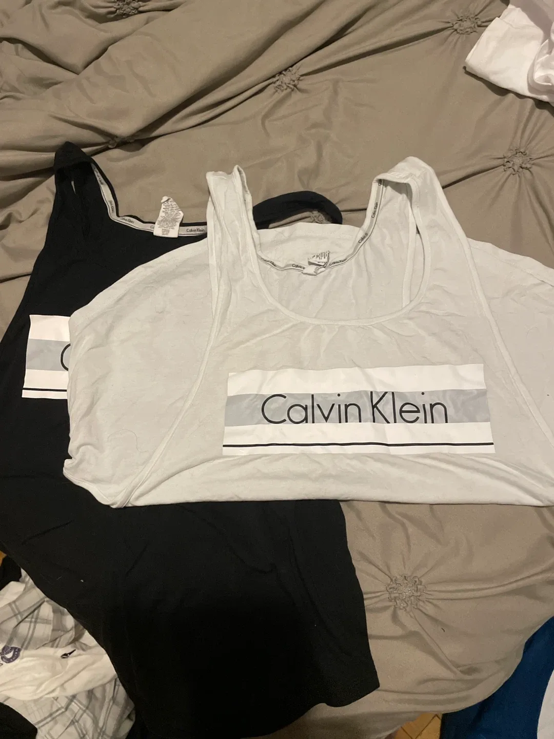 Calvin Klein Tank Tops - Black M& White L image indicator(2)