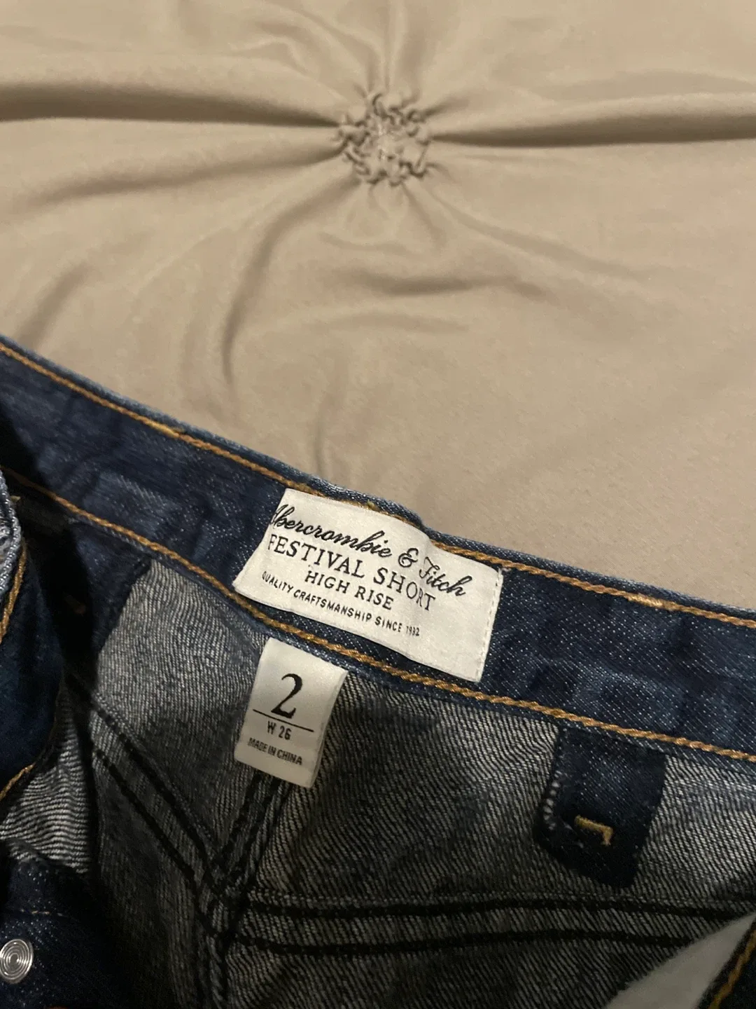 Abercrombie & Fitch Festival High Rise Denim Shorts - Size 2 image indicator(3)