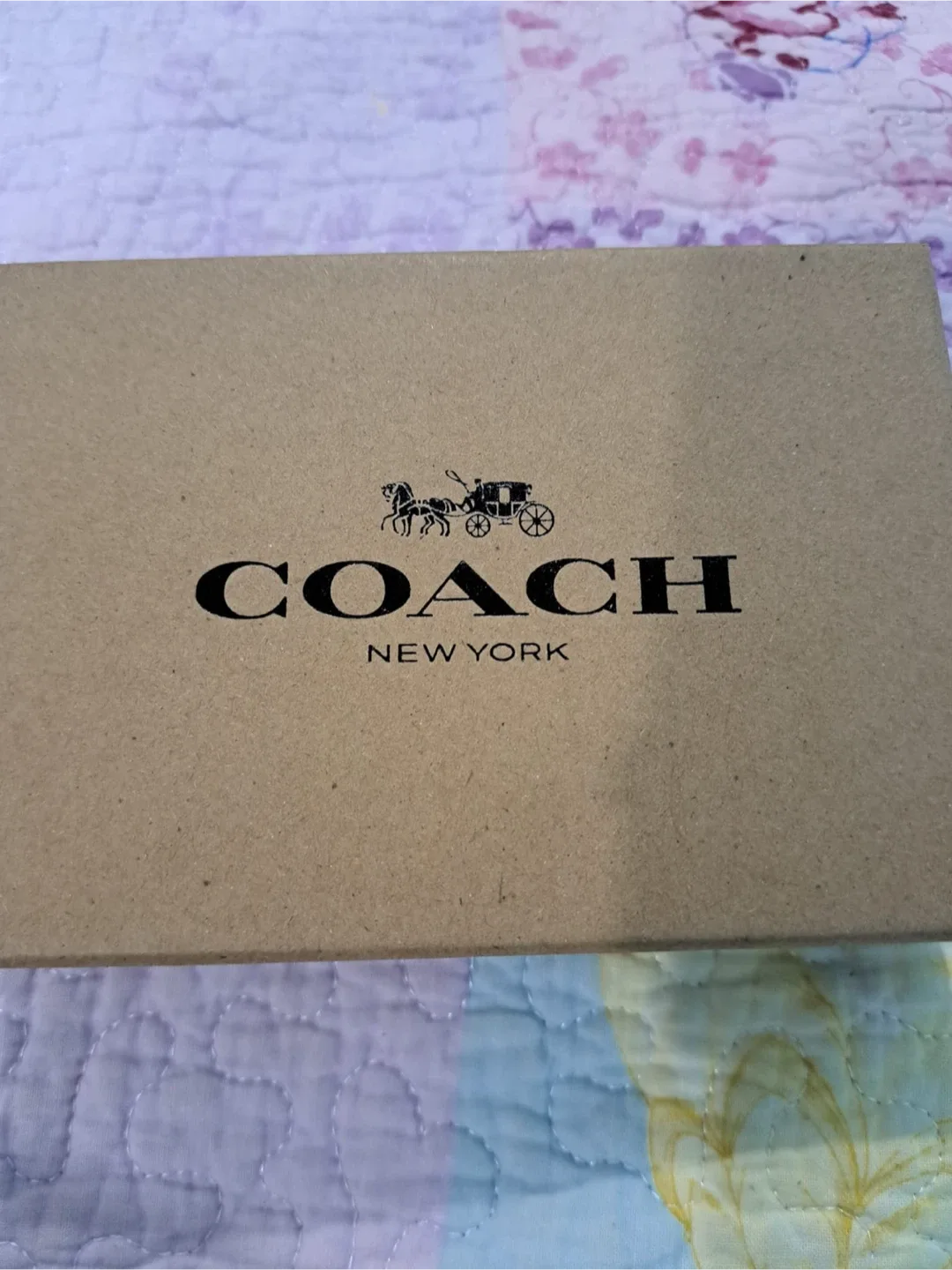 Brand New Coach Card Case - Beige 🥕🥕🥕 image indicator(2)