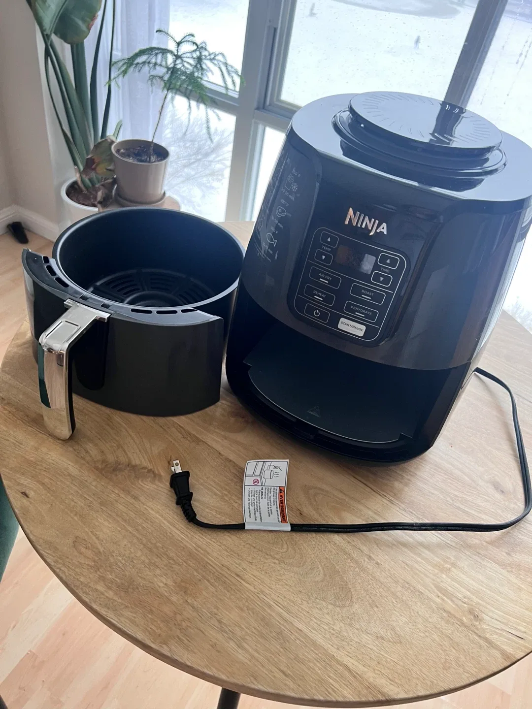 Ninja Air Fryer - Great Condition! image indicator(3)