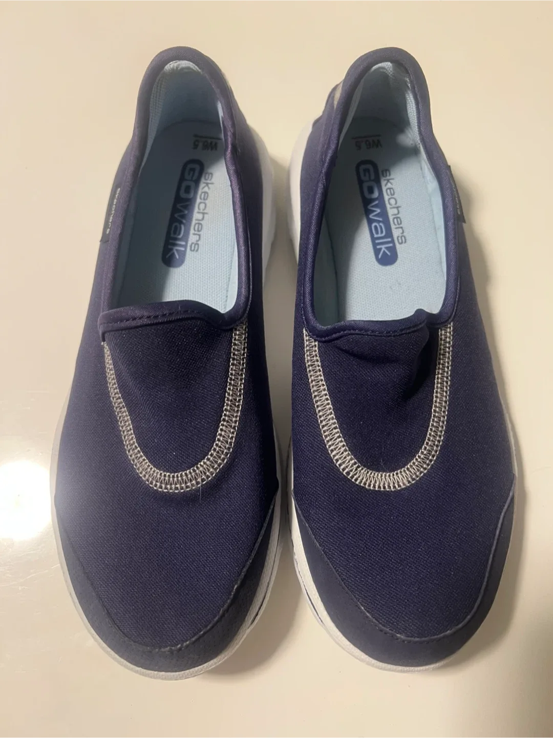 Skechers GOwalk Slip-On Shoes - Women's Size 6.5