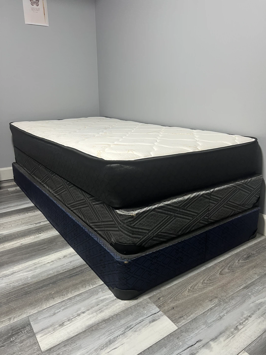 Bamboo Sleep Mattress & 2 Box Spring - photo 3