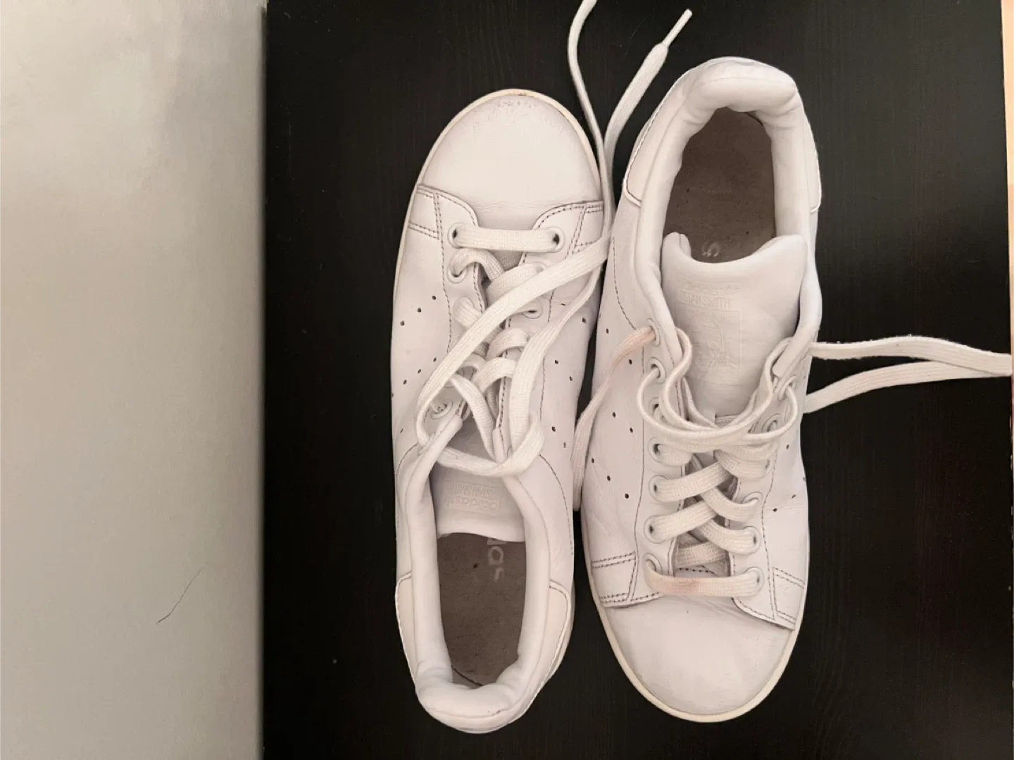 Adidas Stan Smith White Sneakers - US 8 image indicator(4)